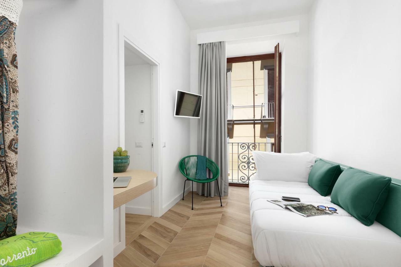Amore Rentals - Casa 80 Сорренто Экстерьер фото